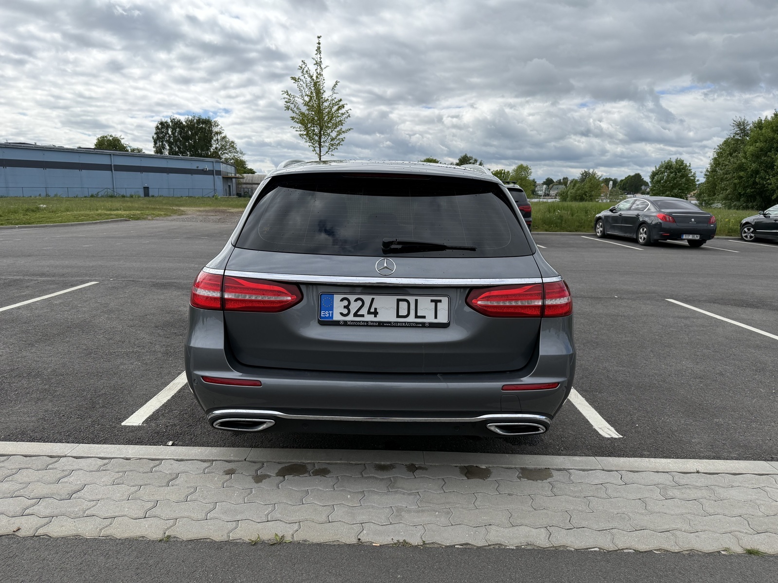 Mercedes-Benz E 220 2018, photo 5/23