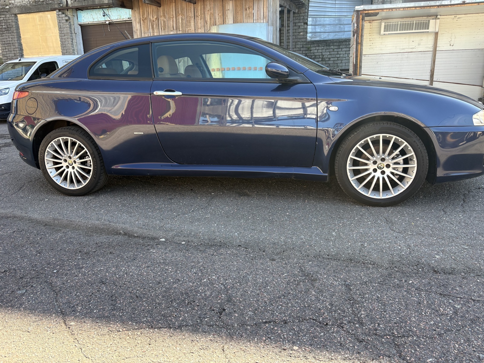 Alfa Romeo GT 2004, photo 5/14