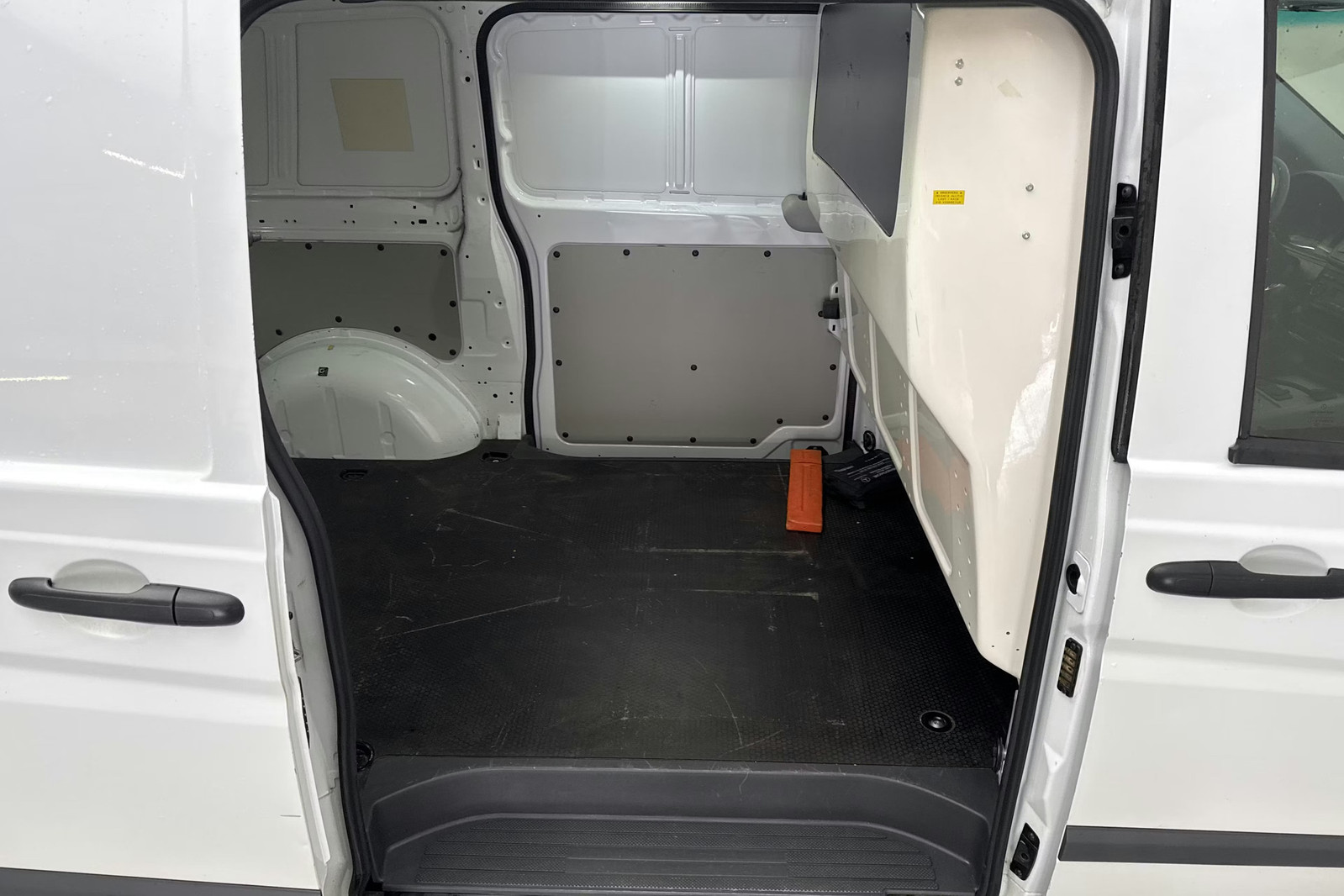 Mercedes-Benz Vito 2013, kuva 7/8