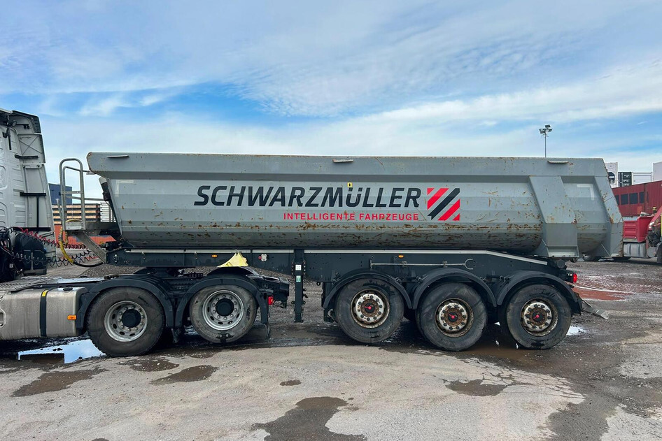 Schwarzmüller K-SERIE 24M3