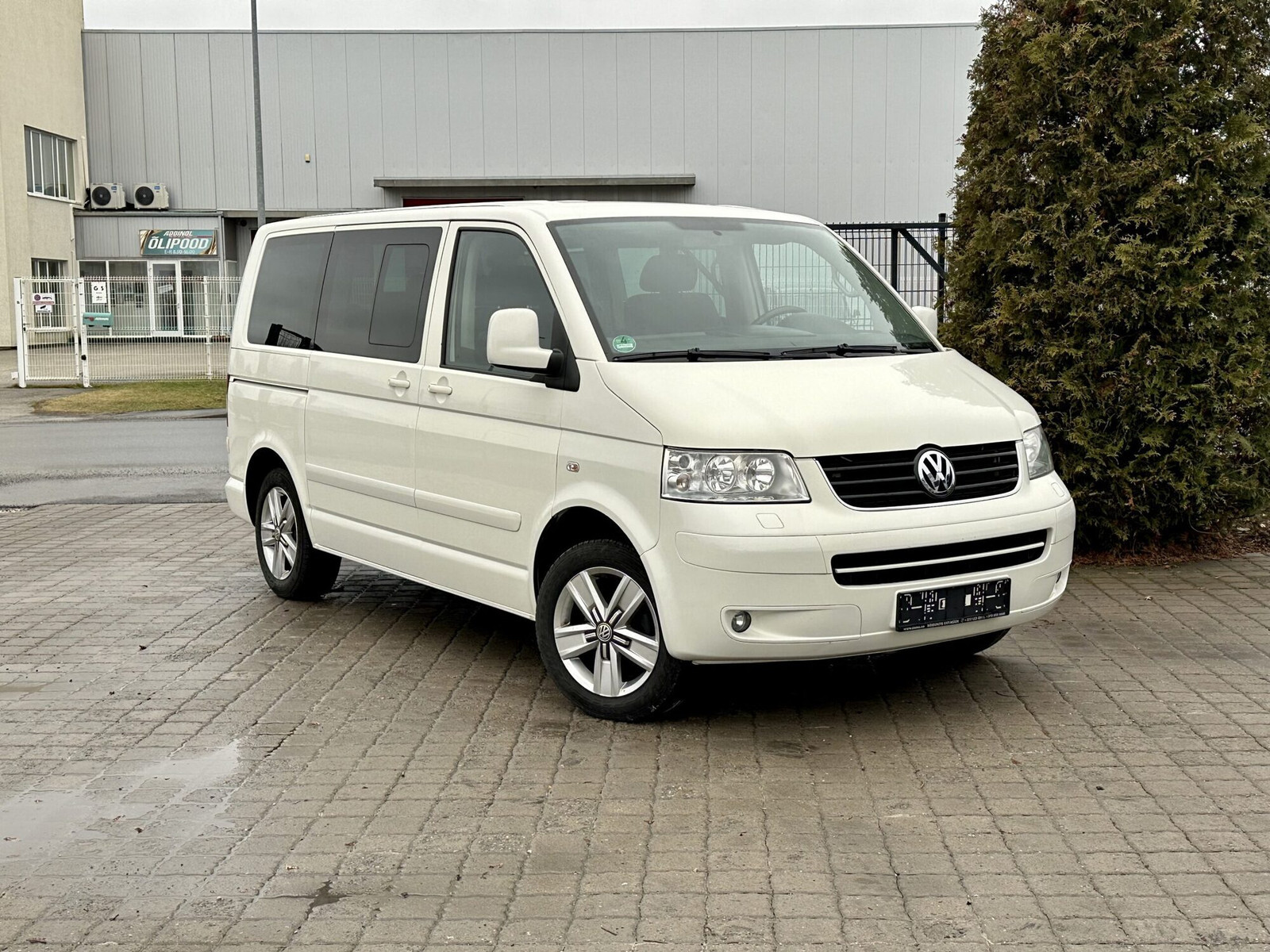 Volkswagen Multivan Comfortline ATM 2.5 Tdi 96kW