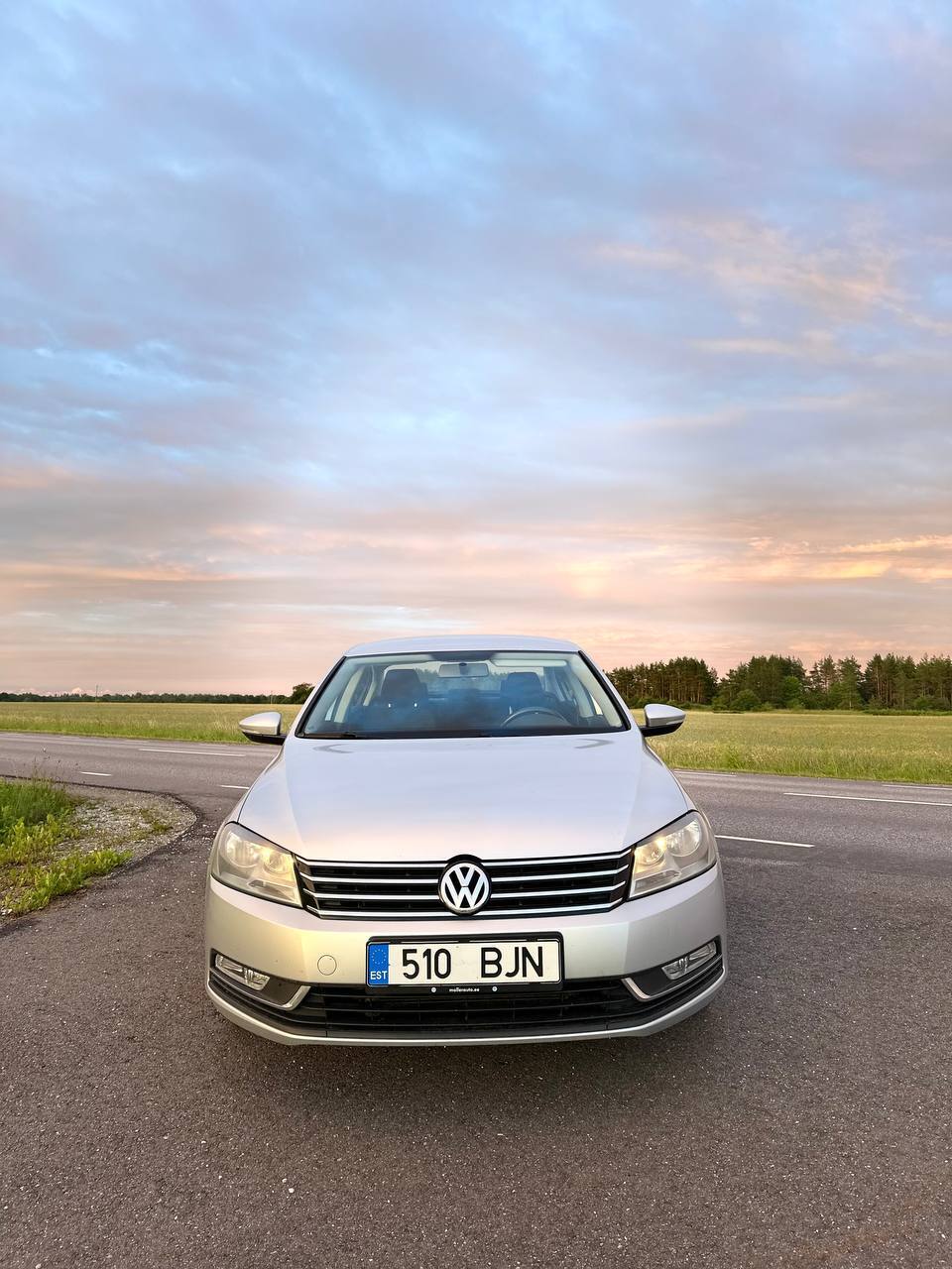 Volkswagen Passat 2013, photo 2/9