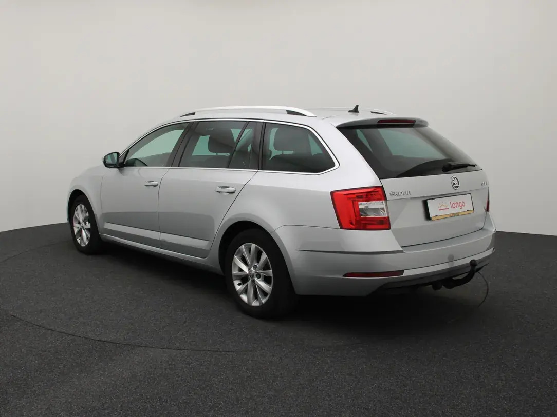 Škoda Octavia 2019, photo 7/37