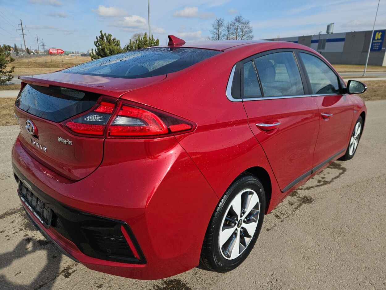 Hyundai Ioniq 2019, photo 3/6