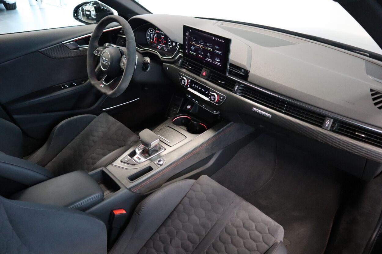 Audi RS4 2023, photo 7/10