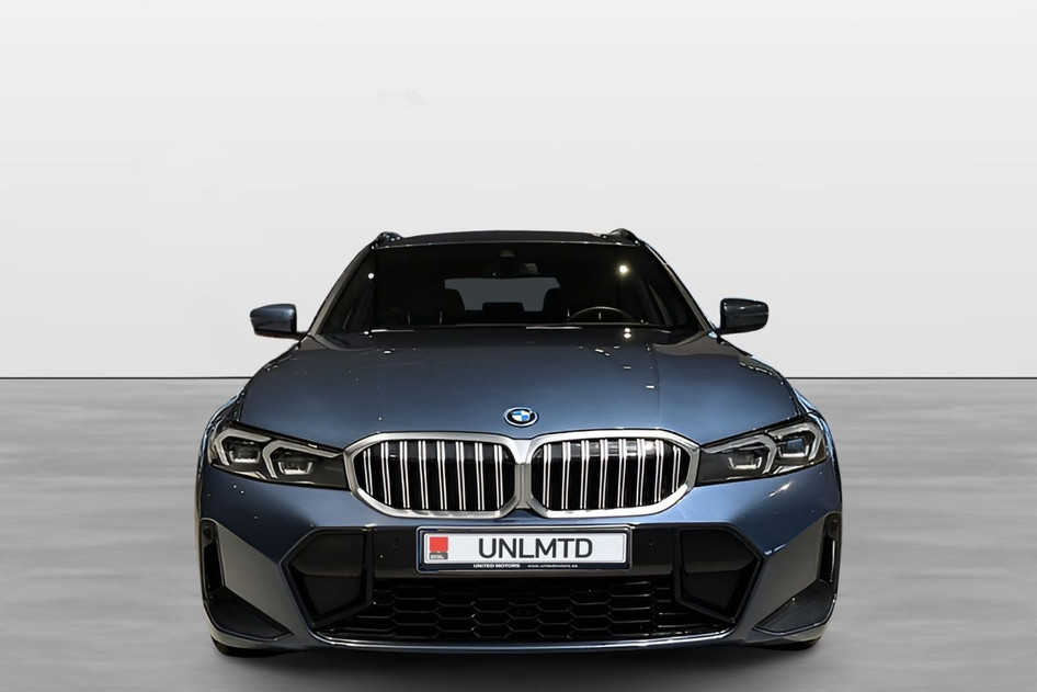 BMW 330, 2024, 2.0, 215 kW, hibridas (benzinas/elektra), automatinė, visų varomųjų ratų pavara