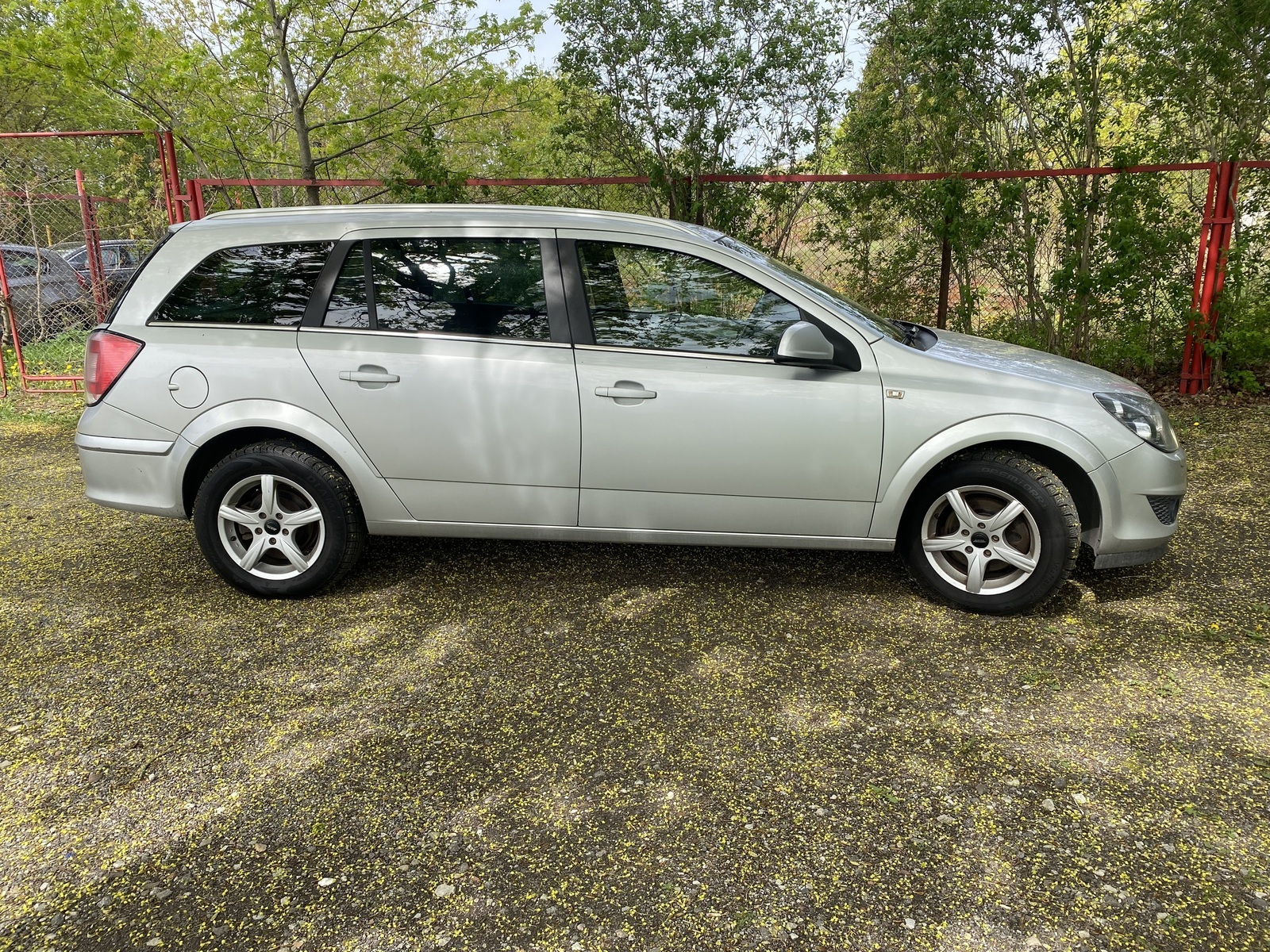 Opel Astra 2011, kuva 5/20