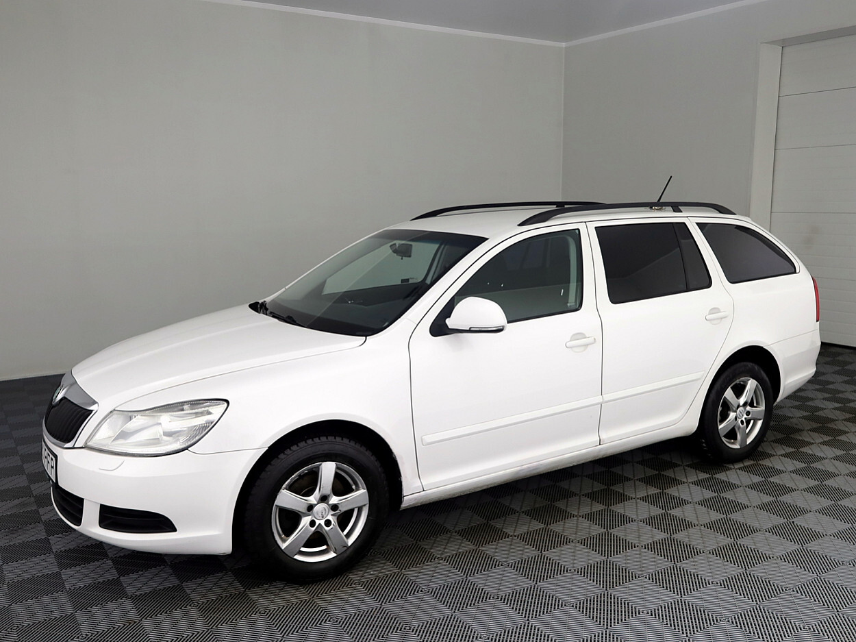 Škoda Octavia 2012, photo 2/7