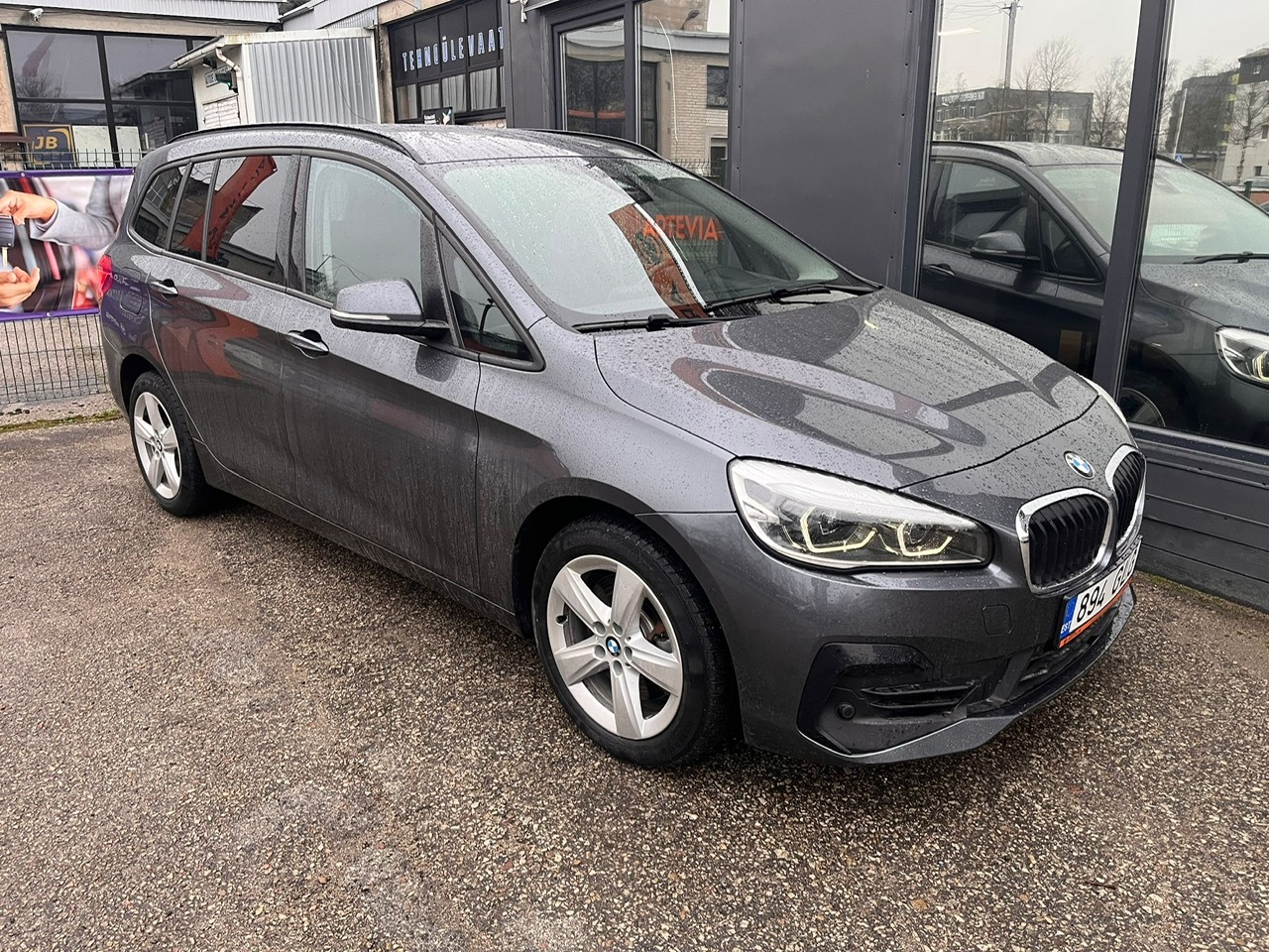 BMW 218