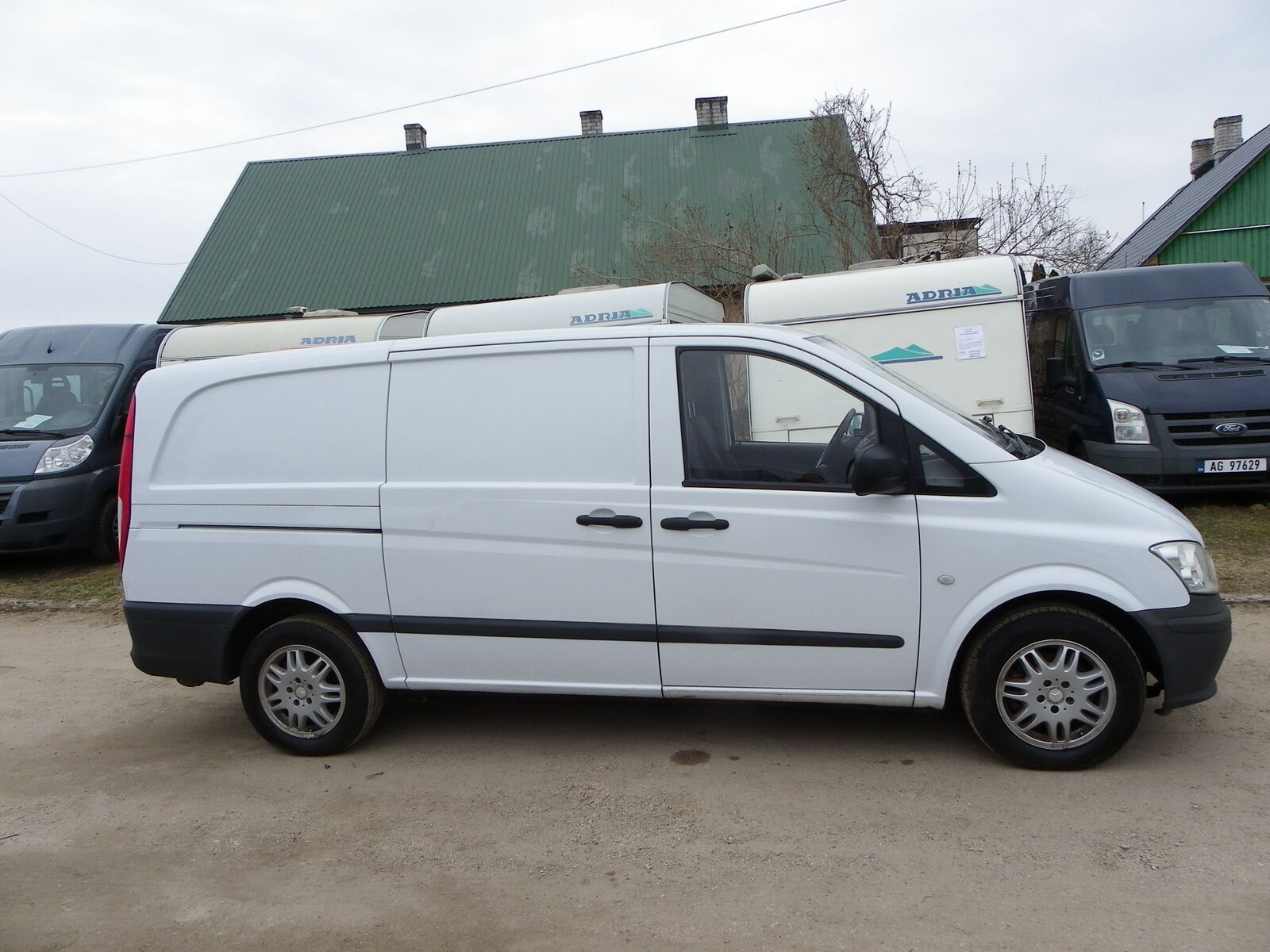 Mercedes-Benz Vito LONG 2011, kuva 4/15
