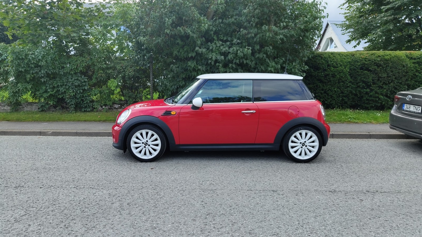 MINI Cooper 2011, kuva 4/6