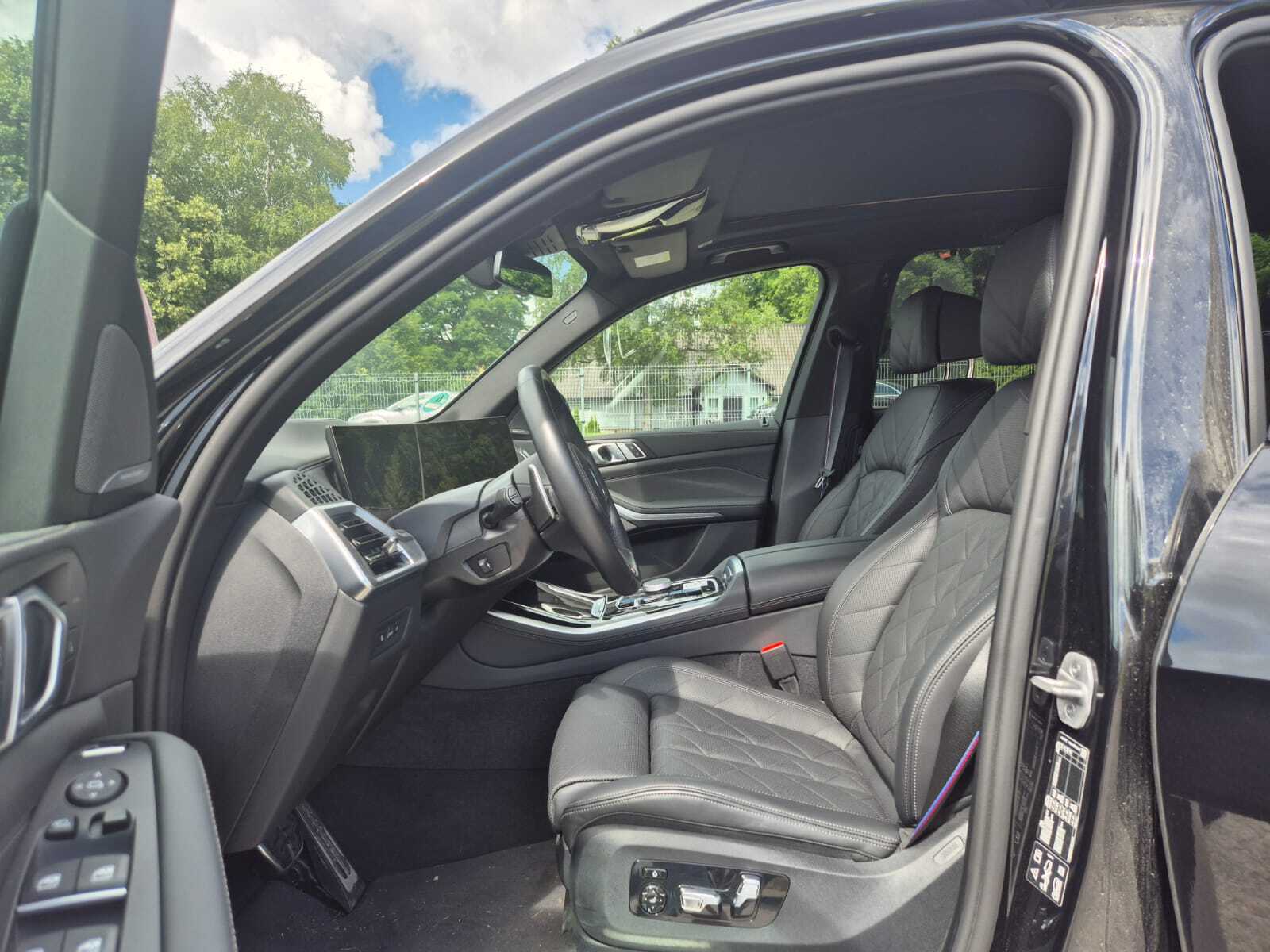 BMW X5 2025, photo 6/10