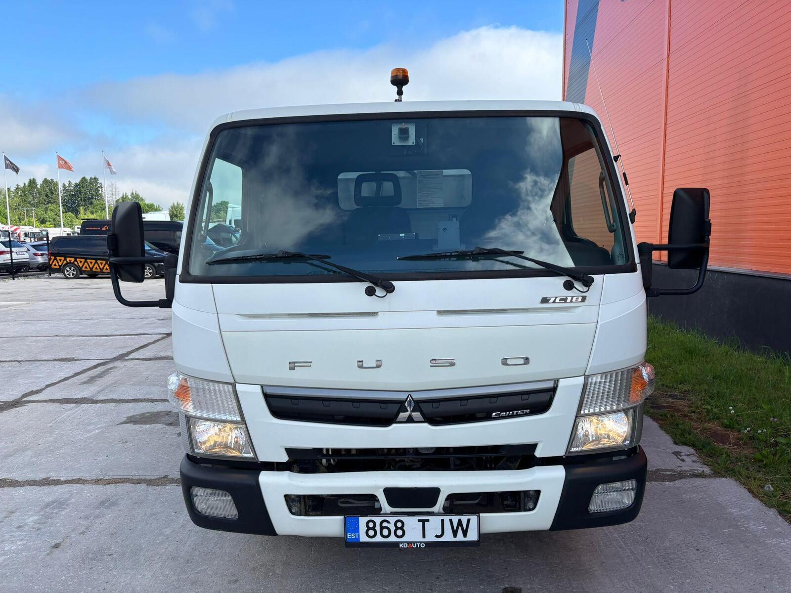 Mitsubishi Fuso Canter 7C18 4x2 2020, photo 3/26