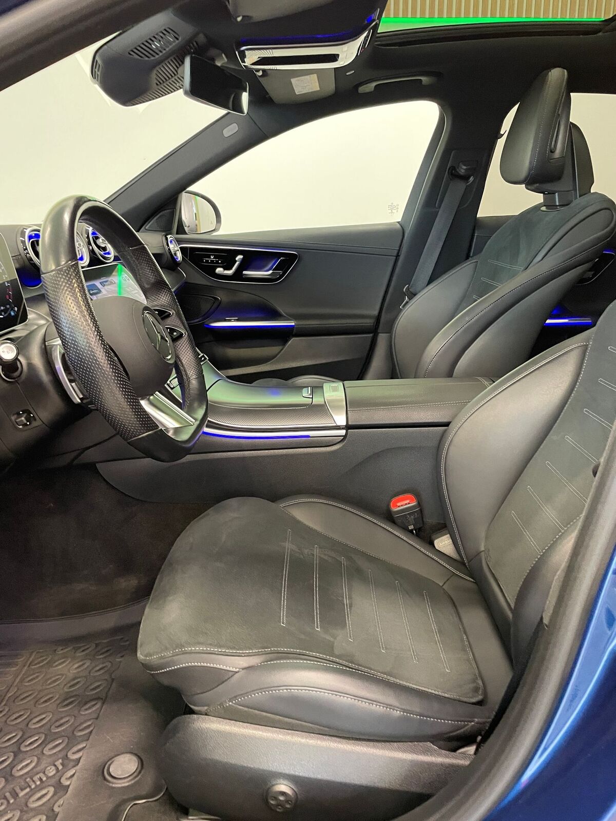 Mercedes-Benz C 300 2022, photo 6/20