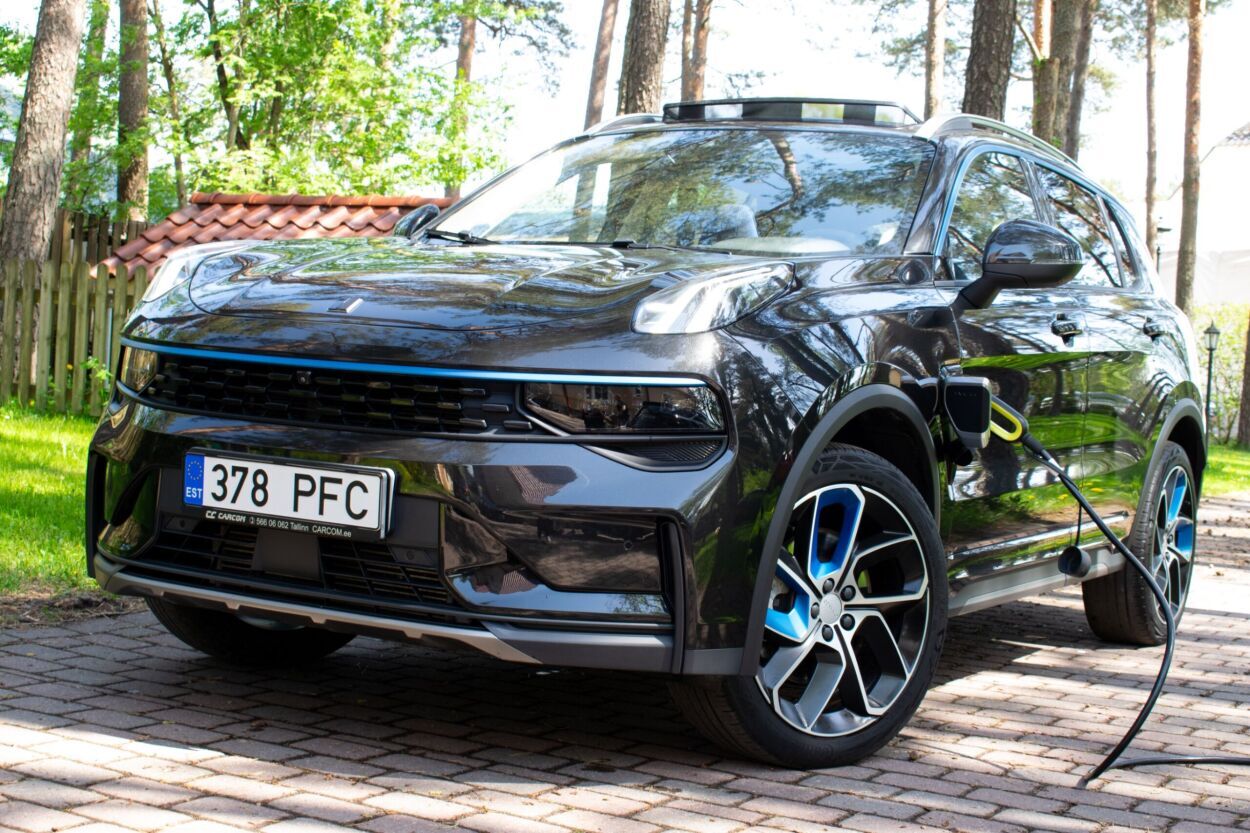 Lynk & Co 01 MORE PHEV Recharge Intelli Safe PRO 1.5 PHEV Plug-In Hybrid 192kW