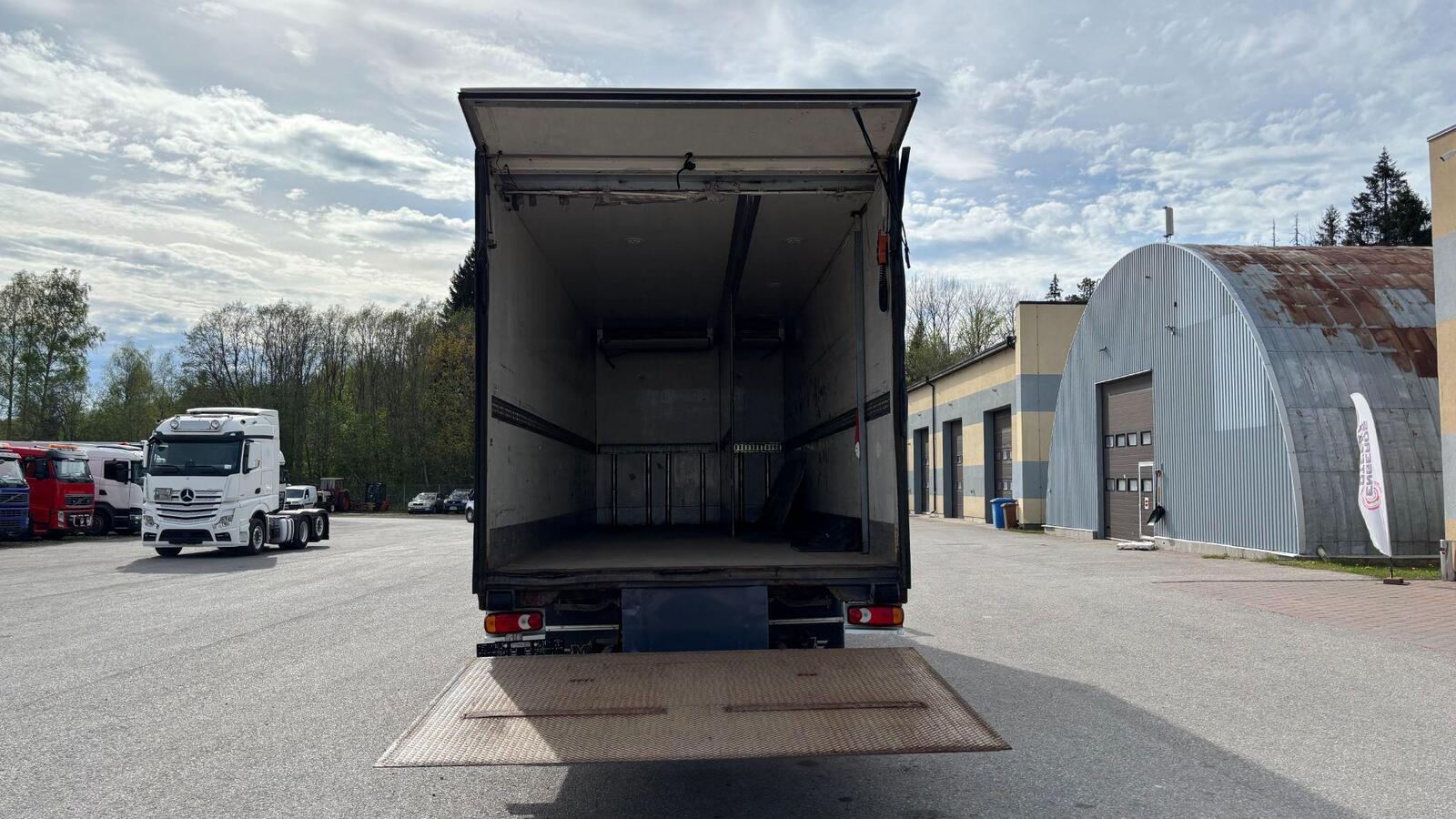 Volvo FL240 2009, photo 6/27