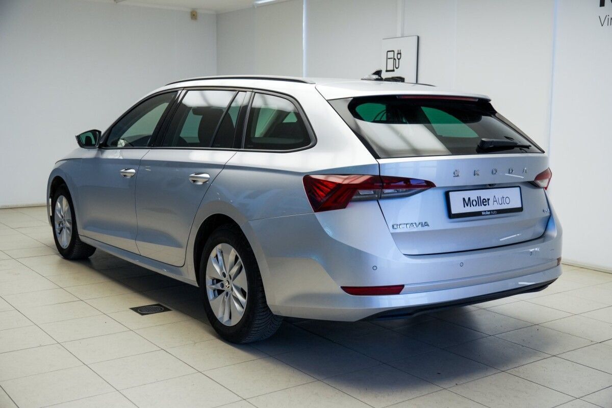 Škoda Octavia 2022, photo 5/34