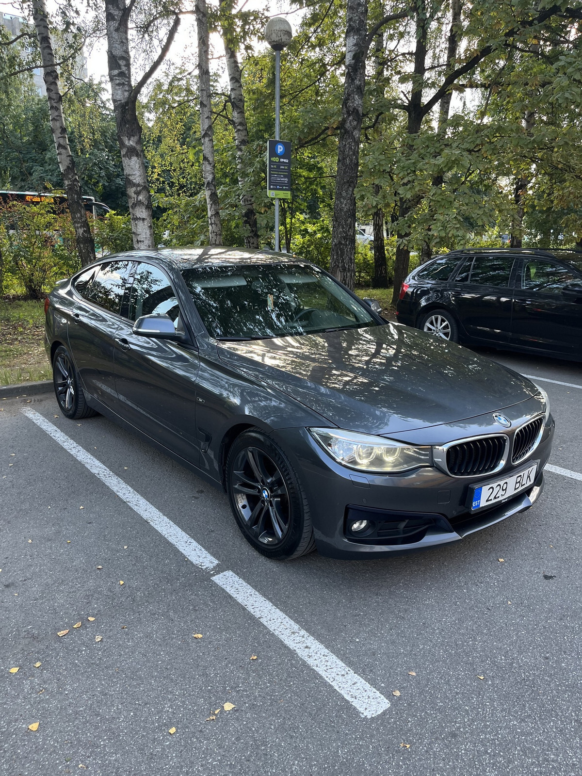 BMW 320 2013, photo 2/8