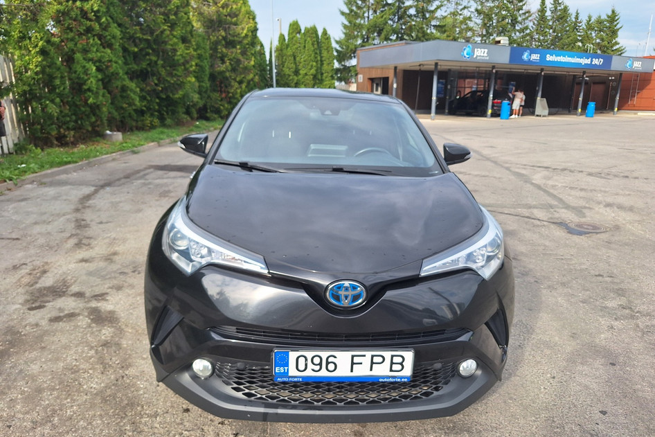 Toyota C-HR, 2019, 1.8, 72 kW, hübriid (bensiin/elekter), automaat, esivedu