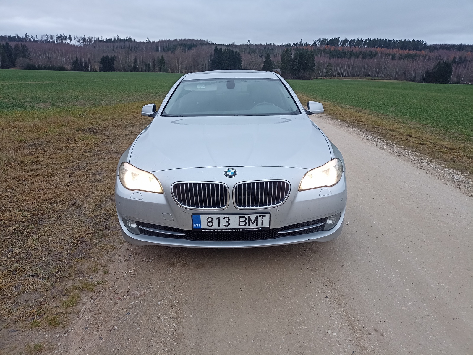 BMW 530 2011, photo 4/11
