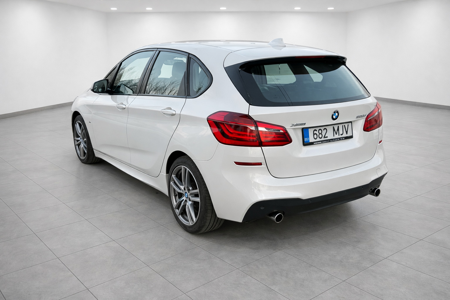 BMW 220 2015, photo 5/10
