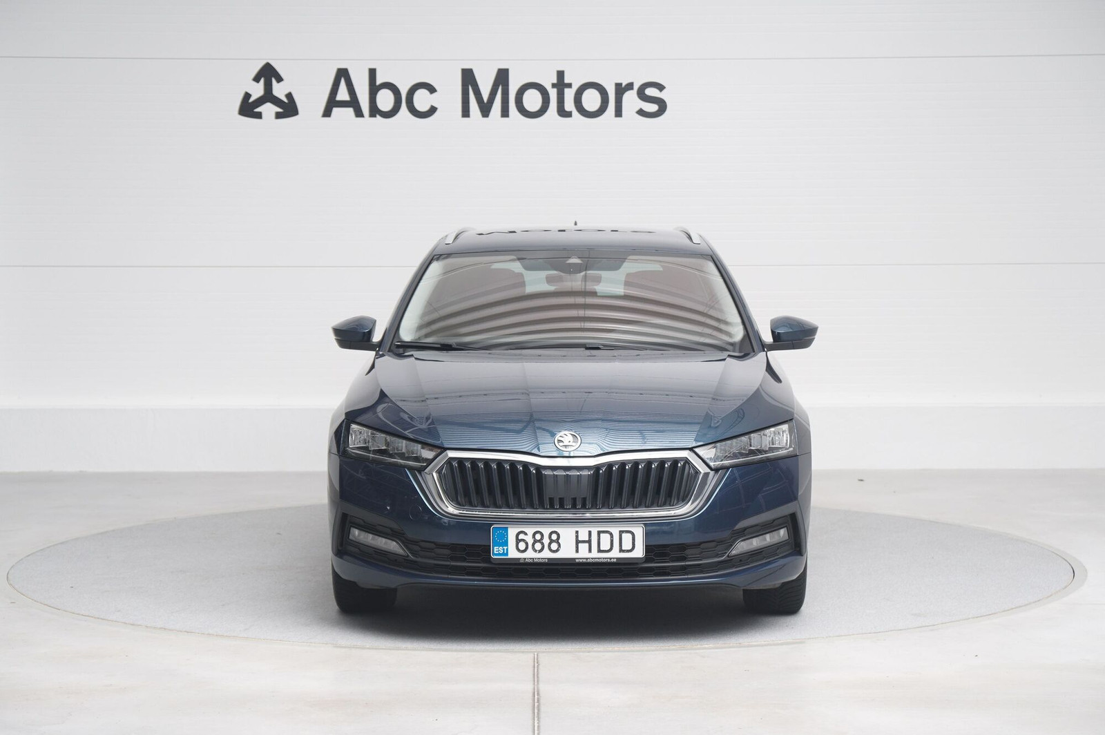 Škoda Octavia 2021, photo 2/10