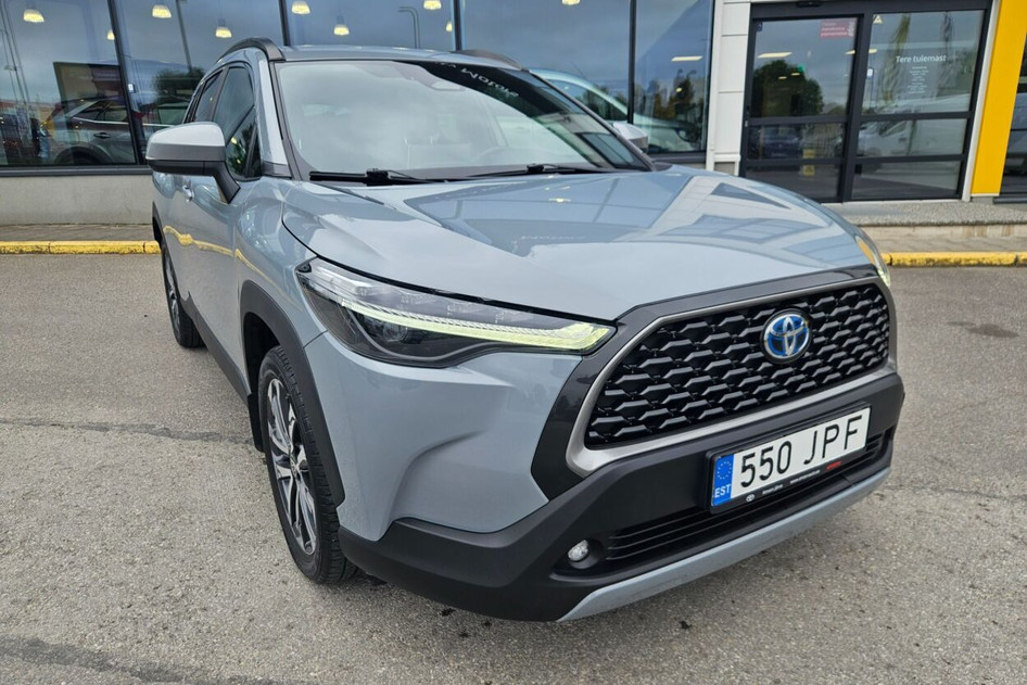 Toyota Corolla Cross, 2023, 2.0, 112 kW, hübriid (bensiin/elekter), automaat, esivedu