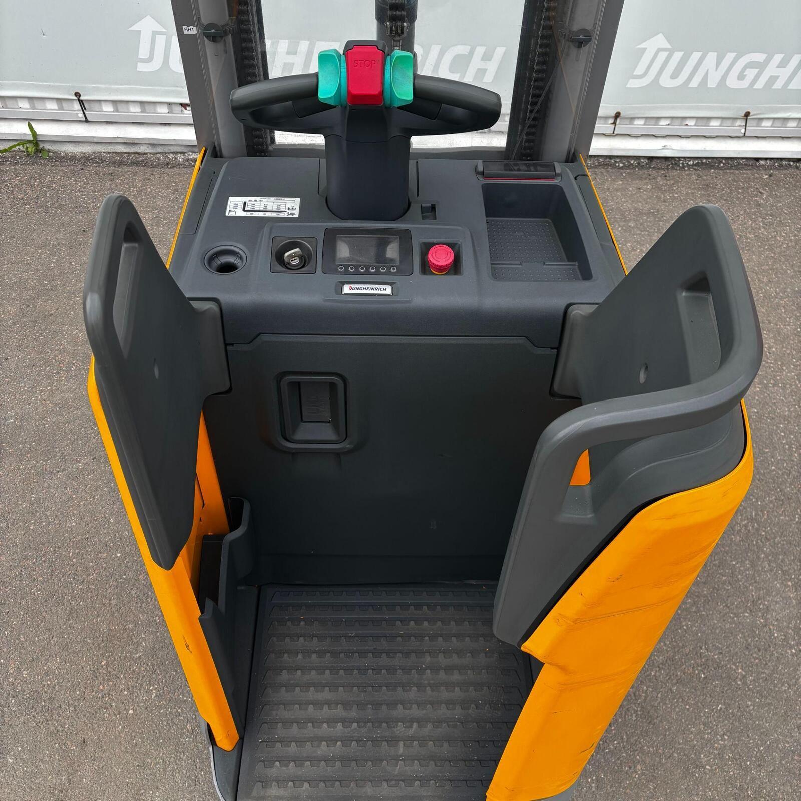 Jungheinrich ERC 214i, kuva 4/9