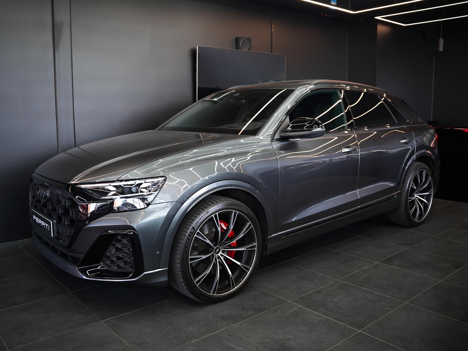 Audi SQ8 Quattro 4.0 373kW 2024, photo 2/16