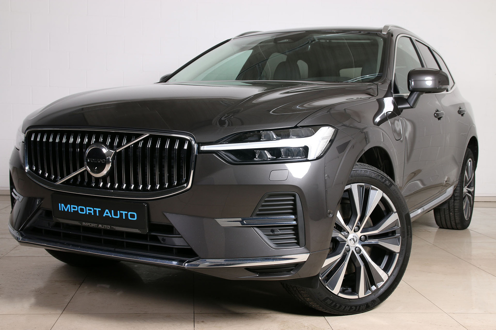 Volvo XC60 AWD INSCRIPTION INTELLI SAFE PRO MY22 2.0 T6 Recharge Plug-In-Hybrid 251kW