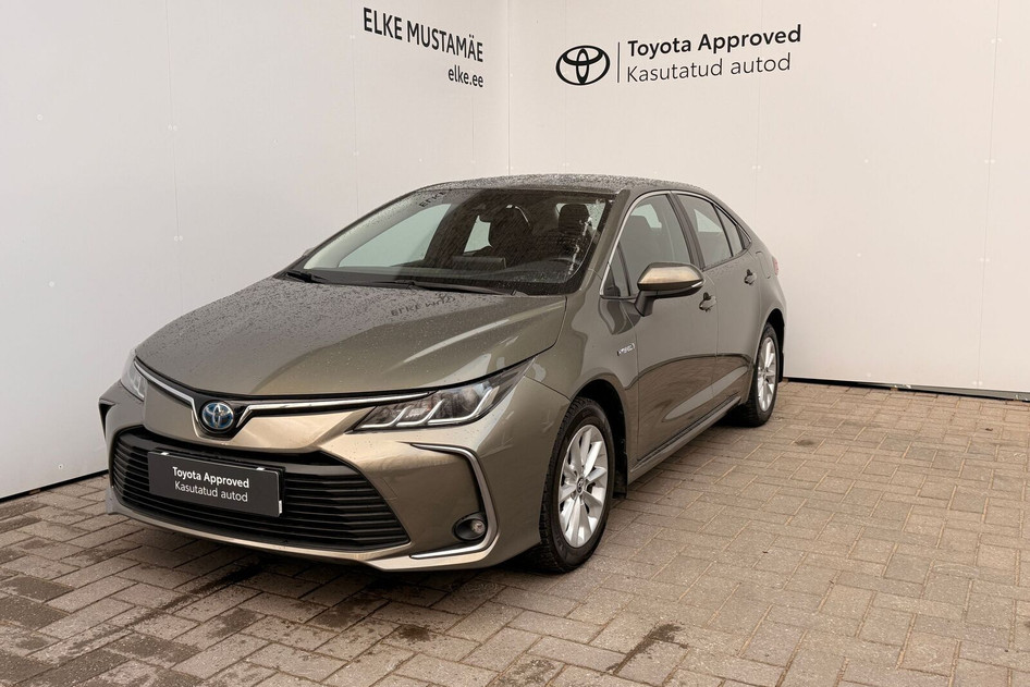 Toyota Corolla, 2020, 1.8, 72 kW, hybrid (petrol/electric), automatic, front-wheel drive