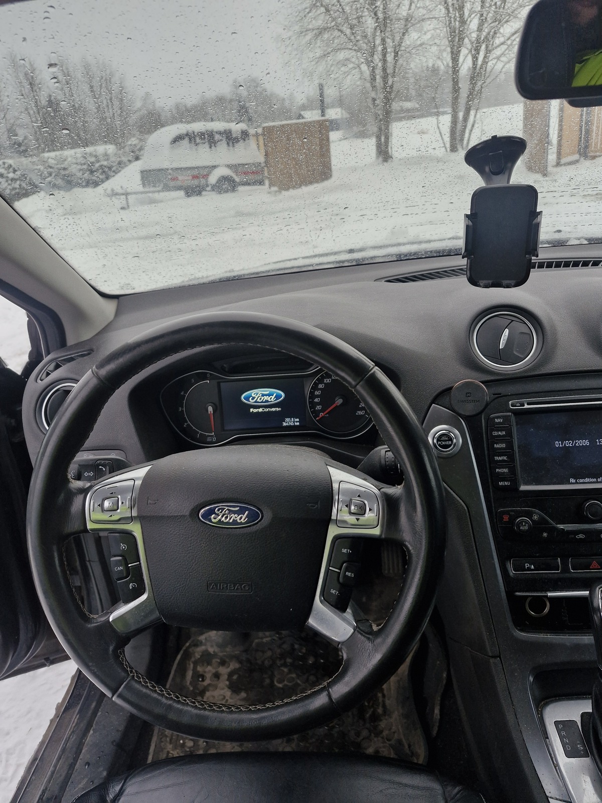 Ford Mondeo 2011, kuva 7/8