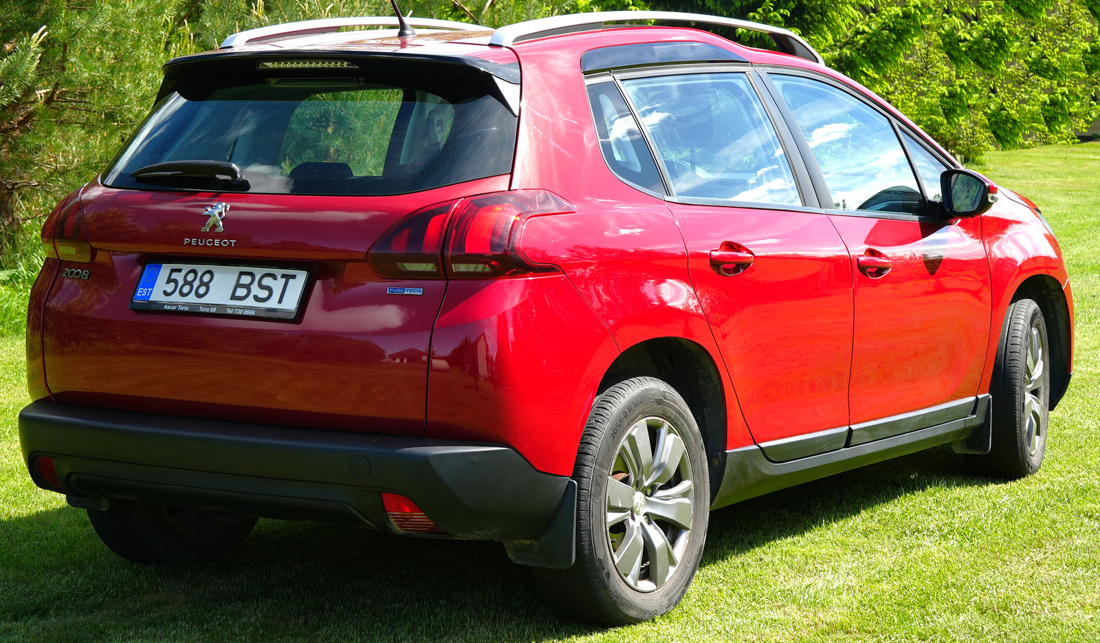 Peugeot 2008 2017, photo 2/2