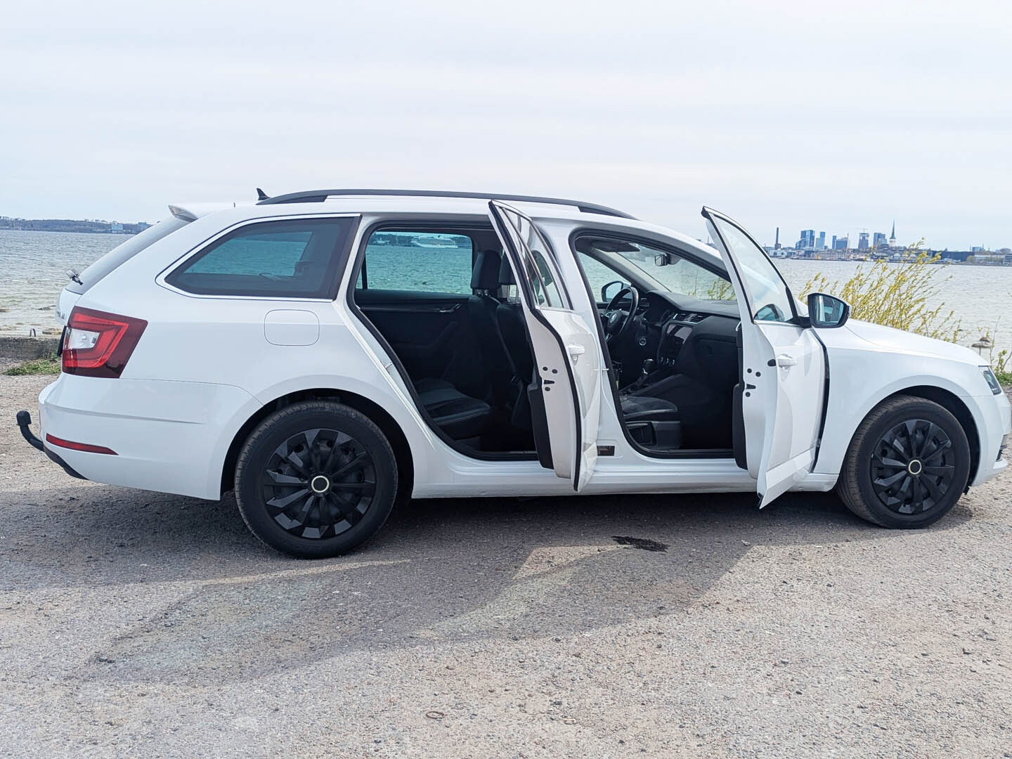 Škoda Octavia 2017, photo 7/14