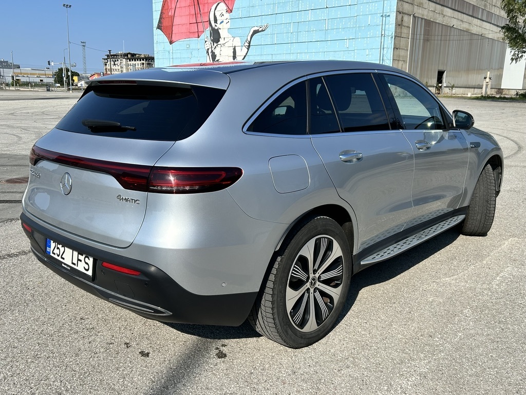 Mercedes-Benz EQC 2019, kuva 5/10