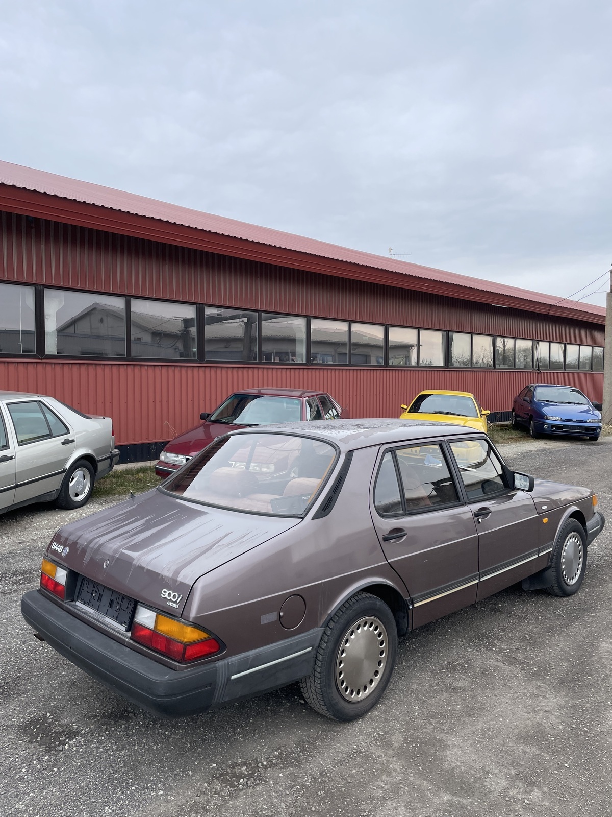 Saab 900 1989, kuva 5/10
