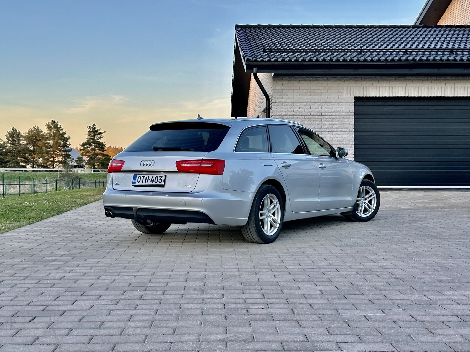 Audi A6 2013, kuva 3/13