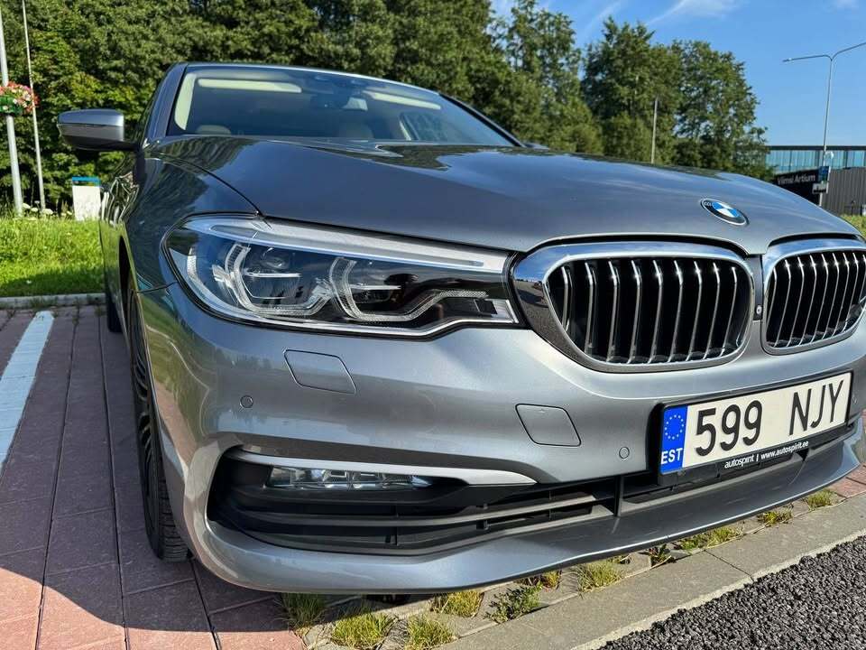 BMW 520 2017, photo 3/17