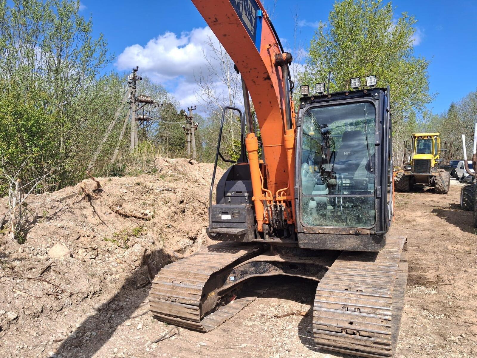 Hitachi ZX 130LCN-6, kuva 7/30