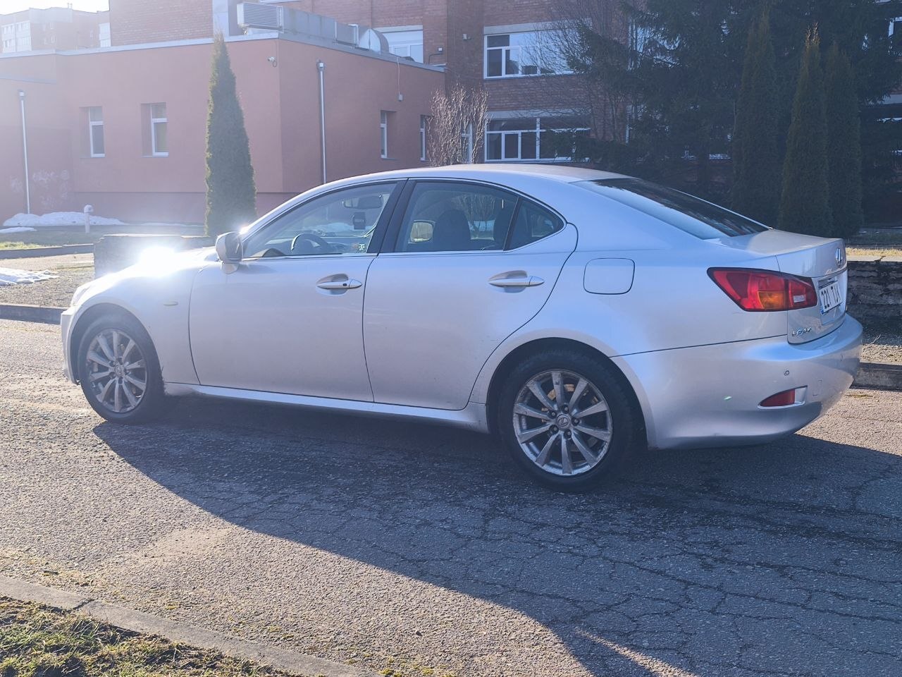 Lexus IS 220 2007, photo 5/17