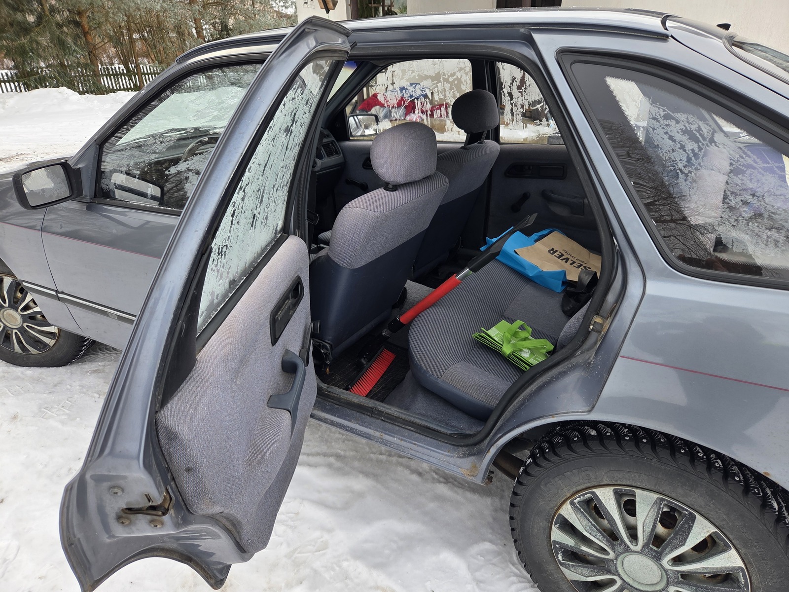 Ford Sierra 1987, photo 7/11