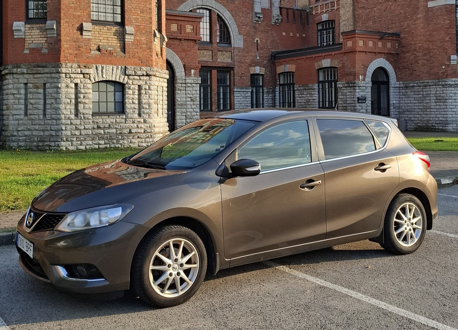 Nissan Pulsar 2015, kuva 7/10