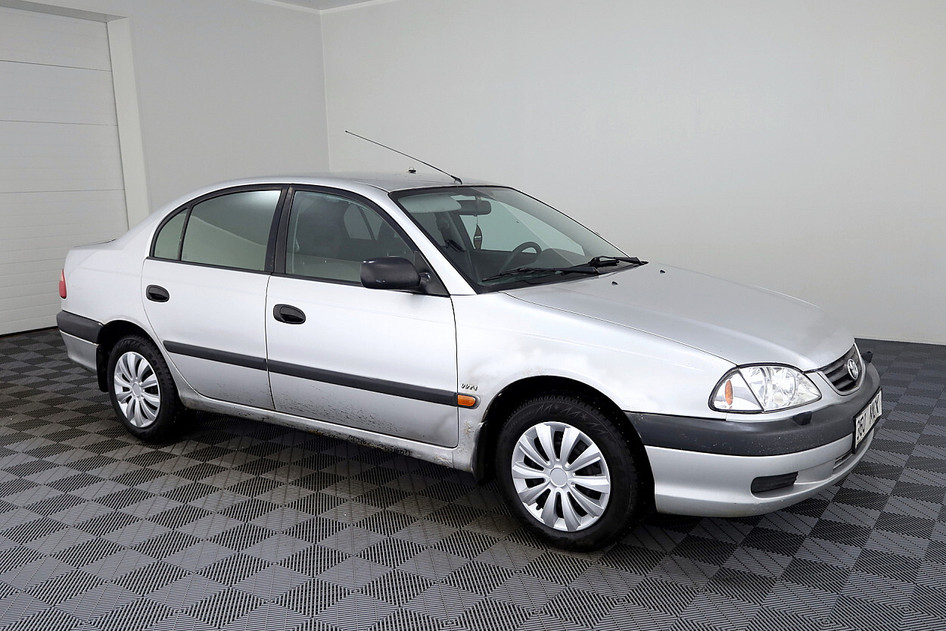 Toyota Avensis, 2001, 1.6, 81 kW, bensiin, manuaal