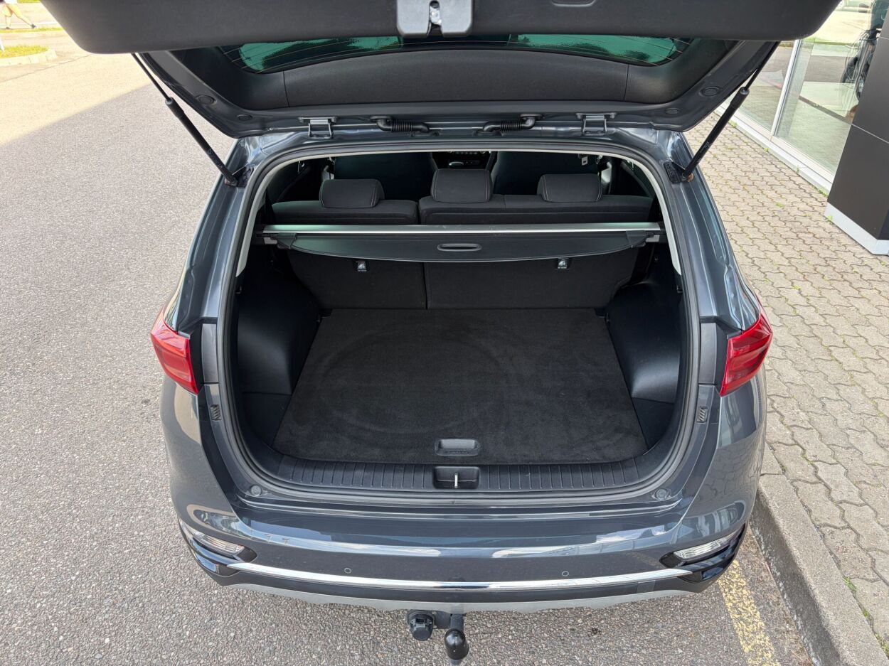Kia Sportage EX 2022, photo 6/9