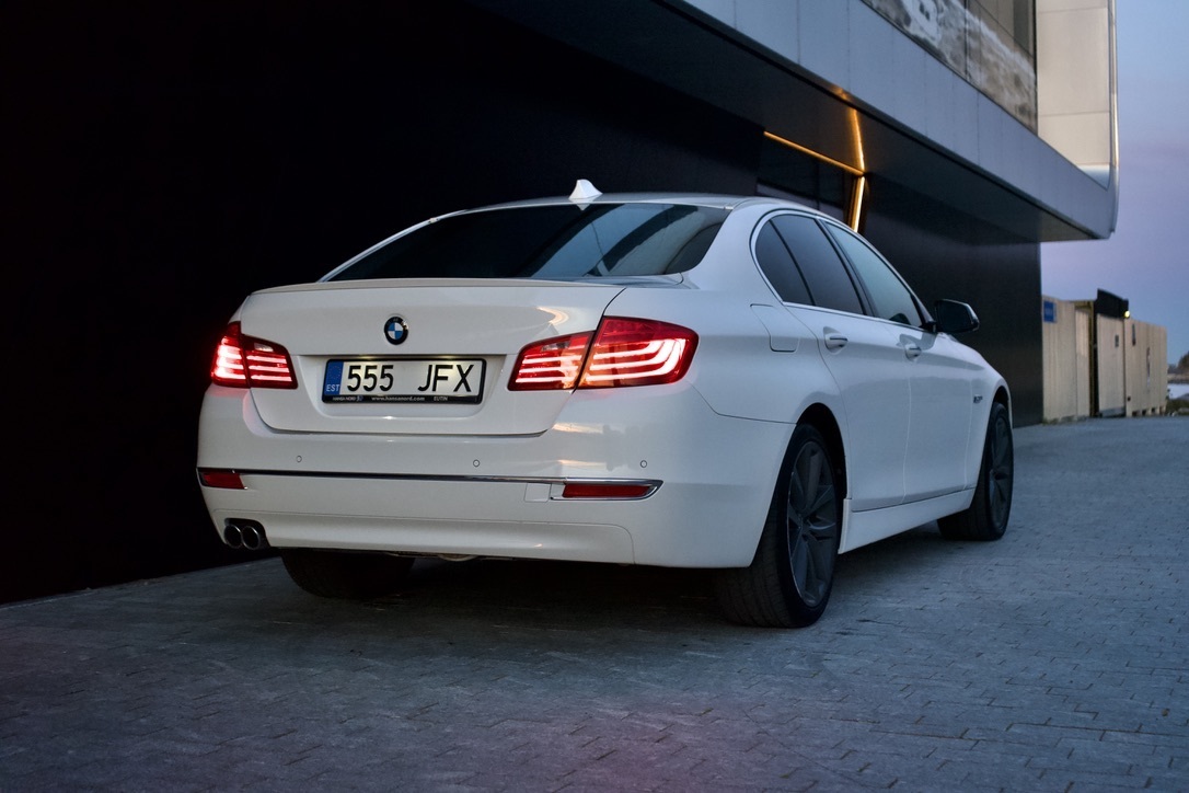 BMW 520 2014, kuva 7/30