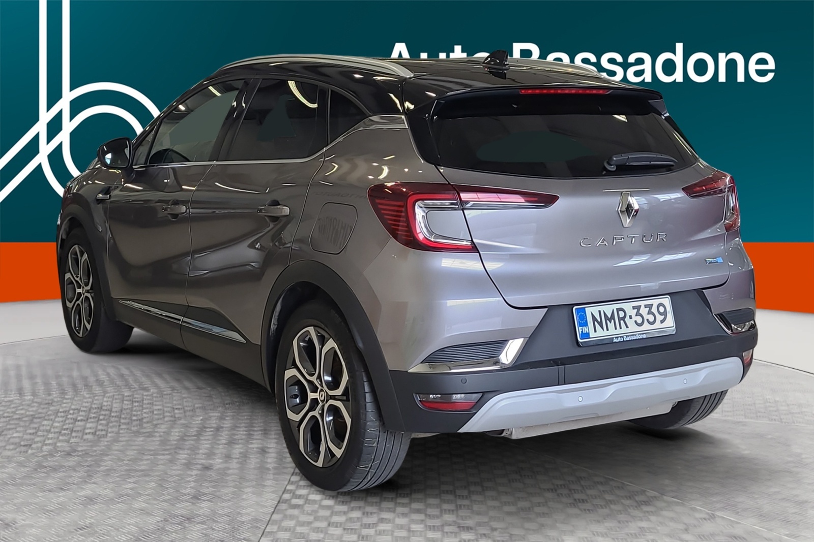Renault Captur 2022, photo 3/33