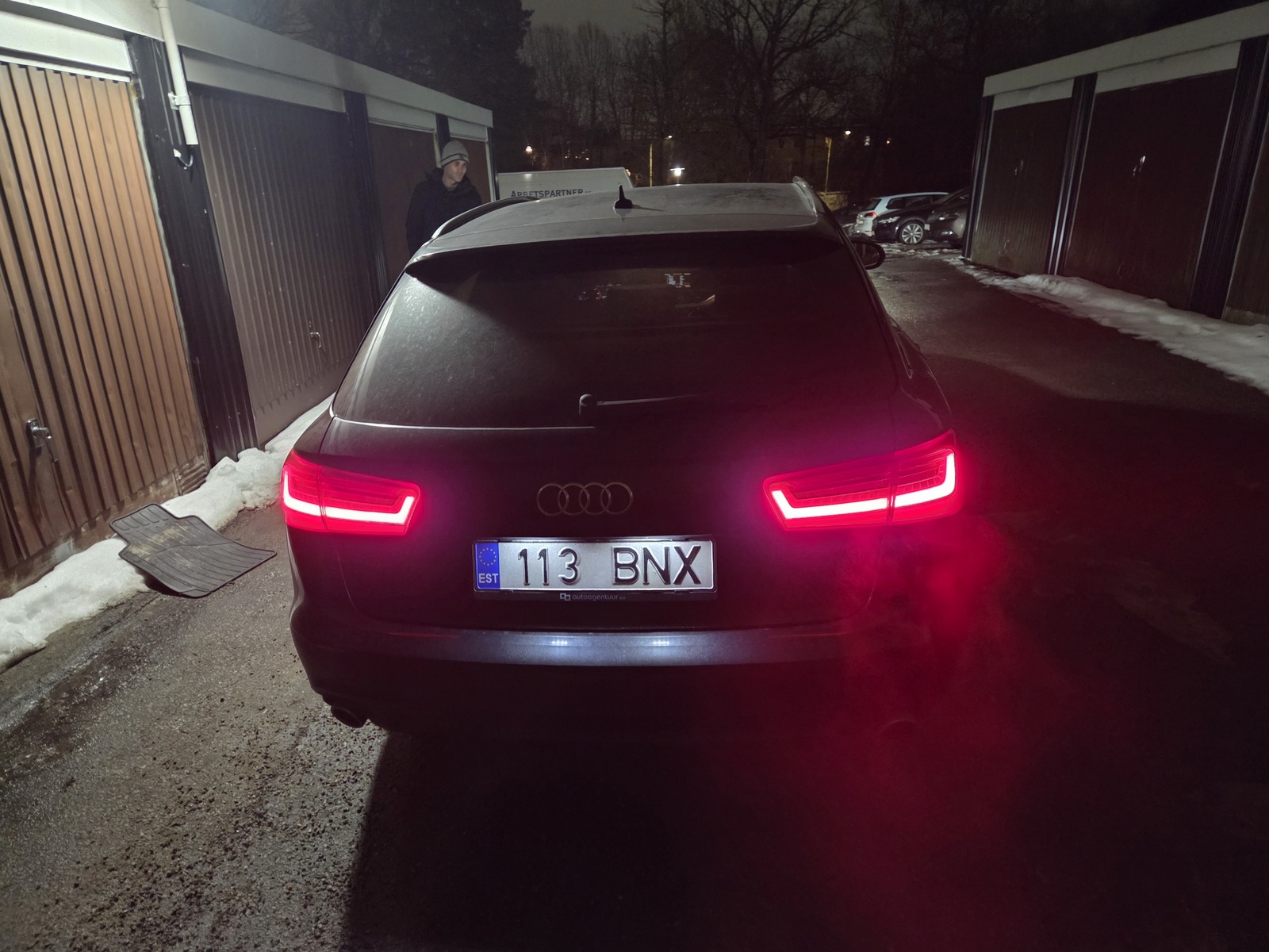 Audi A6 2012, photo 6/8