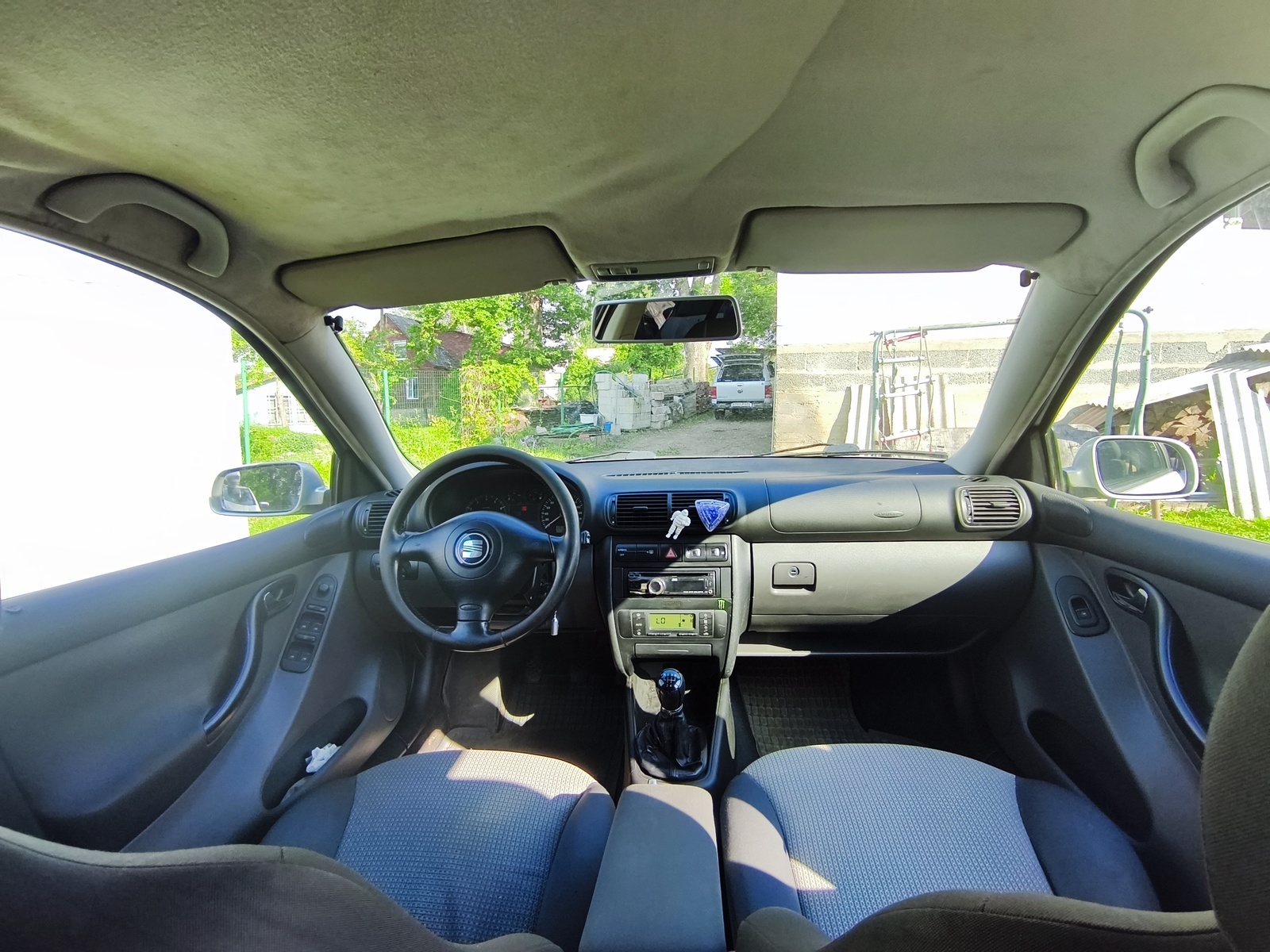 SEAT Toledo 2003, photo 6/8