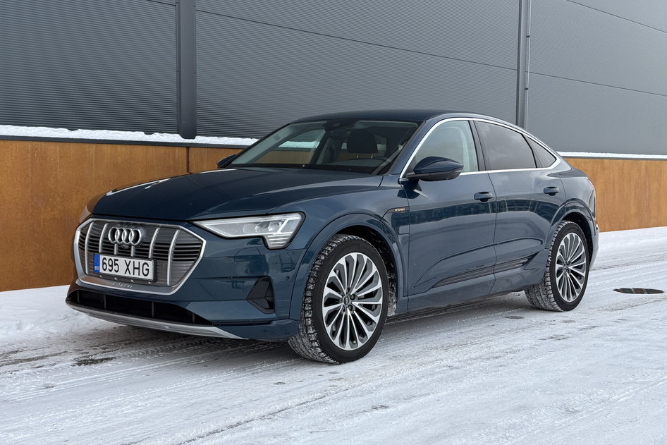 Audi e-tron, 2021, 158 kW, электричество, автомат, полный привод