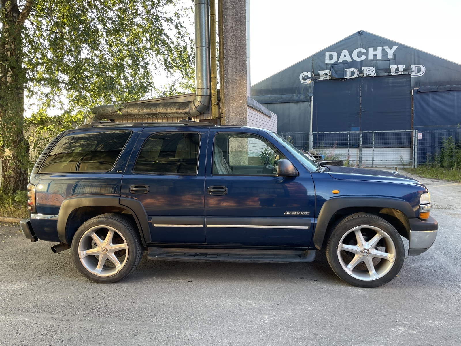 Chevrolet Tahoe LS 2002, kuva 4/25